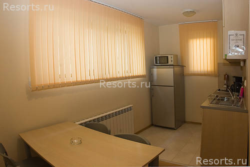 Snowplough Apts 8